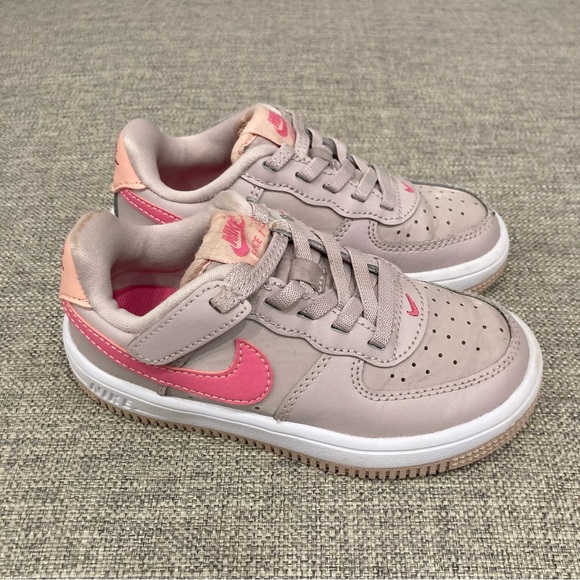 Nike Kids Air Force 1 Low Sneakers size 10c play for regular wear - Picture 2 of 7